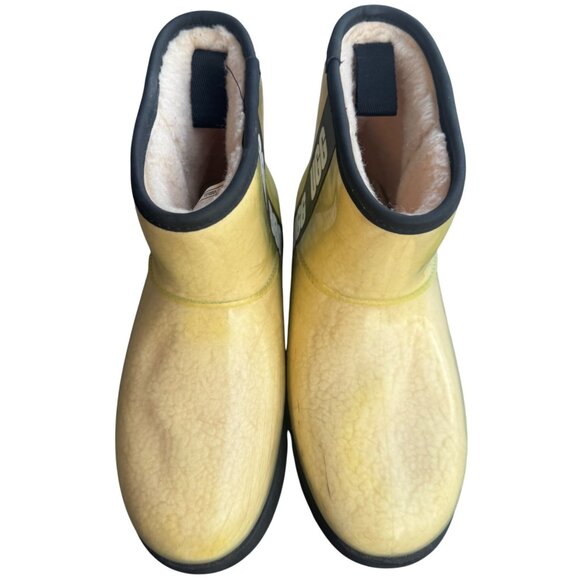 Ugg Shoes Womens Size 8 Natural Tan Classic Clear Mini Boots Waterproof Outdoors - Picture 6 of 11